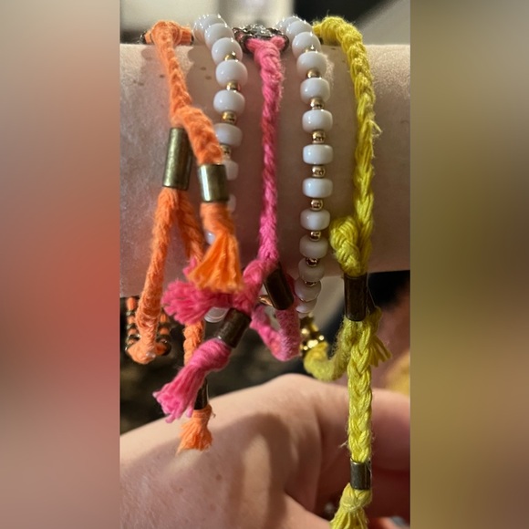 J. Crew Lot Of 5 Bracelets Neon Pink Yellow Orange Rhinestones & White Beads - Picture 3 of 12